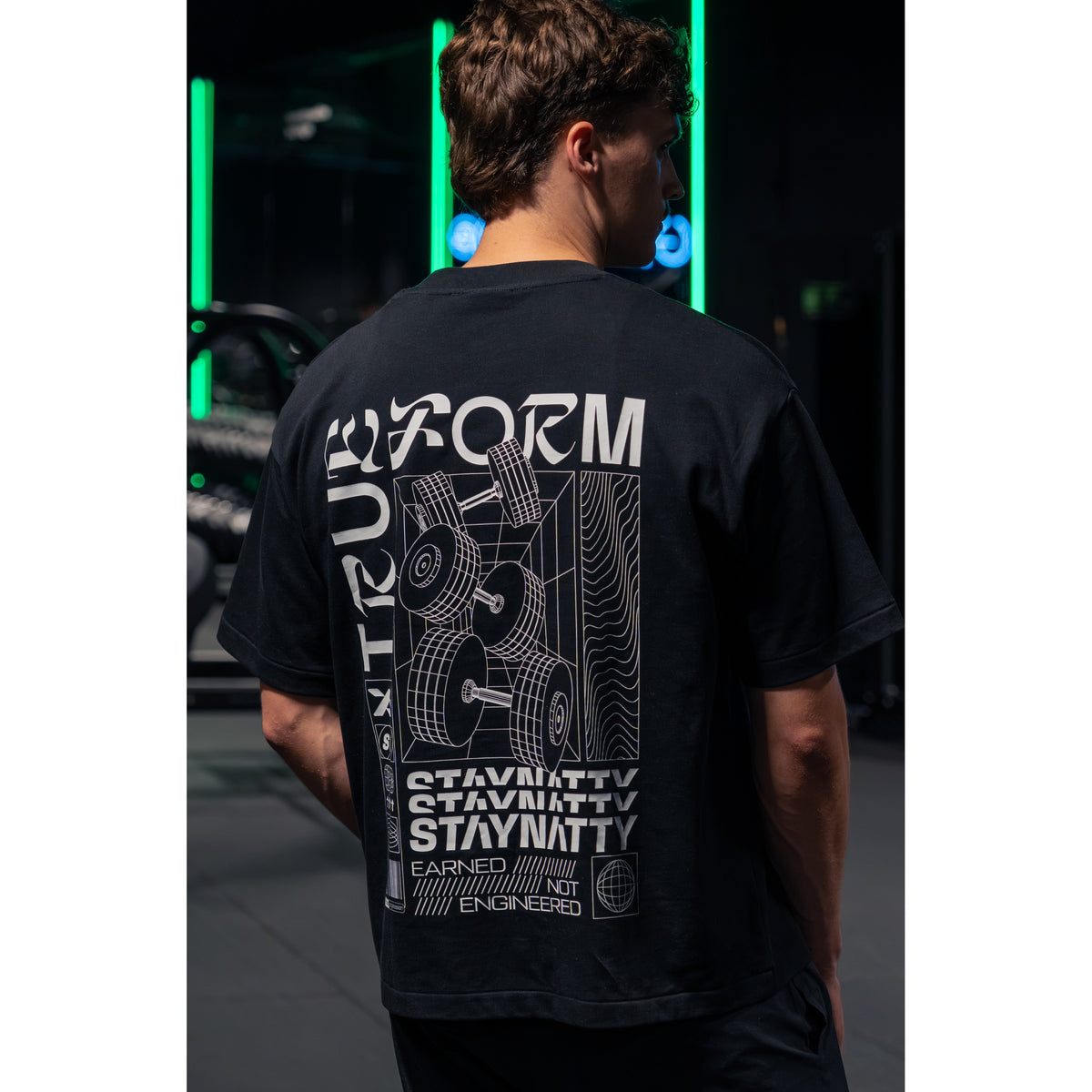 TRUEFORM OVERSIZED TEE